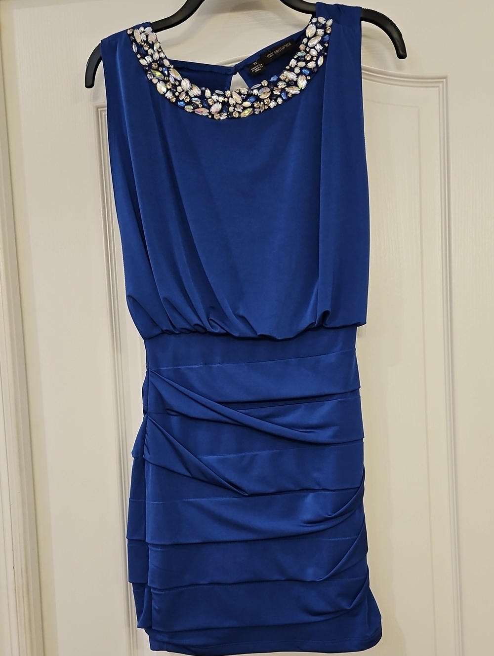 Elegant Blue Embellished Neckline Cocktail Dress